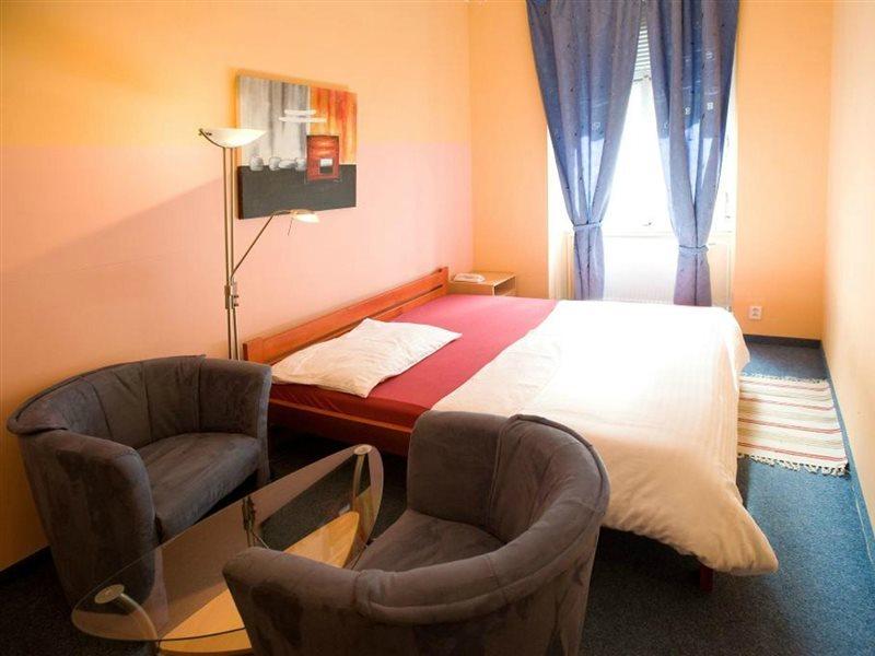 Club Hotel Praha 外观 照片
