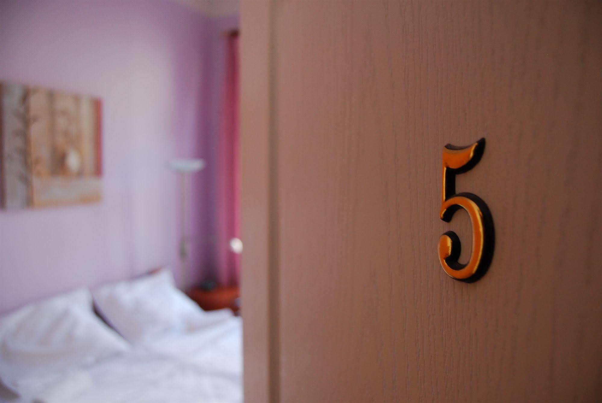 Club Hotel Praha 外观 照片